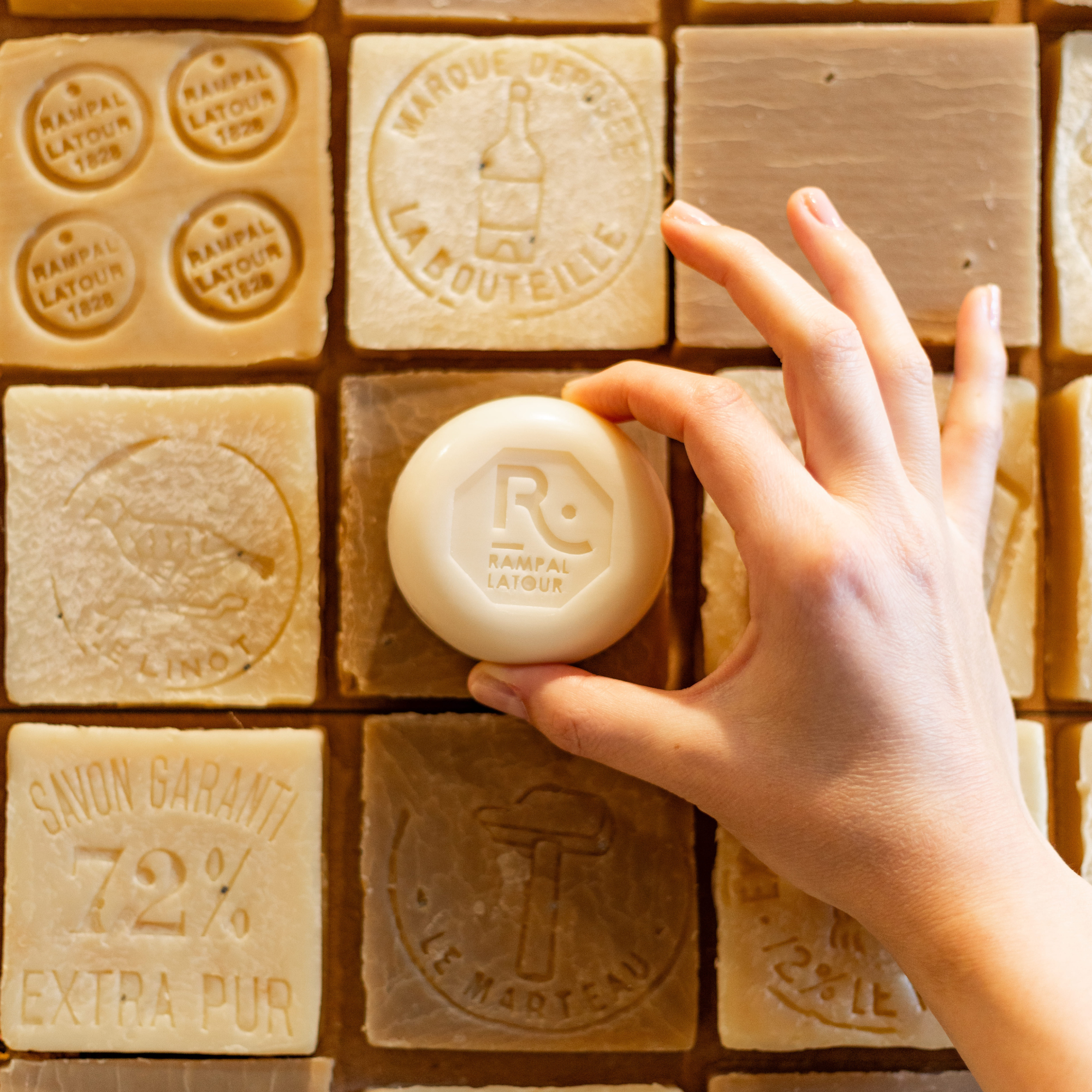 Savon de Marseille Hydratant Extra doux pour le corps 100g