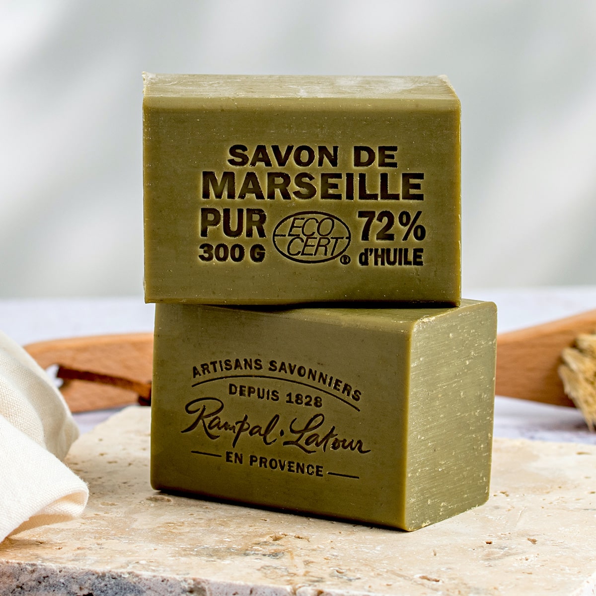 Pain de savon de Marseille à l'huile d'olive 300g - Cosmos Natural